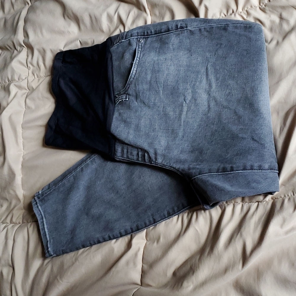GAP grey skinny jeans